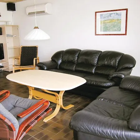 Gorgeous In Frostrup With Wifi בית נופש